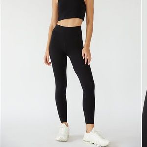 TNA chill 7/8 leggings black/black